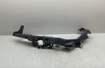 BMW 3 Series E90/E91/E92/E93 (2004-2013) Vasemman ajovalon kiinnike 7138401 33660333