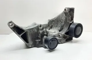 BMW 1 Series E81/E82/E87/E88 (2004-2013) Laturi kannatin 7802639 33674201