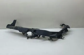 BMW 3 Series E90/E91/E92/E93 (2004-2013) Vasemman ajovalon kiinnike 7138401 33680574