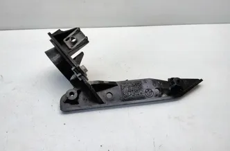 BMW 3 Series E90/E91/E92/E93 (2004-2013) Vasemman ajovalon kiinnike 7058447 33699481