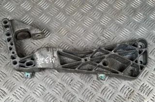 BMW 3 Series F30/F31 (2011-2020) Vaihteiston kiinnitysteline 6769281 33333024