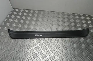 BMW 3 Series E90/E91/E92/E93 (2004-2013) Kynnyksen leikkaus 7060279 23381550