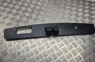 TESLA Model X 1 generation (2015-2024) Tavaratilan lukon leikkaus 103789700D 34937329