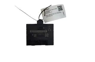 AUDI A3 8V (2012-2020) Oikean takaoven ohjausyksikkö 5Q0959595B 34968257