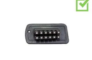 PEUGEOT 1007 1 generation (2005-2009) Kosketa oven liitintä 9660205680,95835T02 34317256