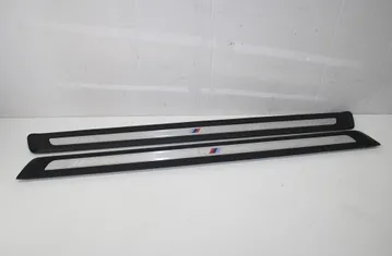 BMW 4 Series G22, G23, G26 (2020-2023) Oikean takakynnyksen verhoilu 8077317 34997442