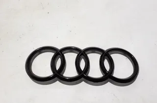 AUDI A6 C8/4K (2018-2024) Tavaratilan merkki 8T0853605 34997541