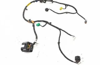 TOYOTA RAV4 5 generation (XA50) (2018-2024) Takaosan pysäköintitutkan johdotus 91880A0061 34960903