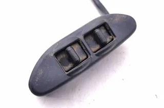 NISSAN 350Z Z33 (2001-2009) Oikean istuimen ohjauspainikkeet 34959555