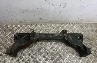 NISSAN 350Z Z33 (2001-2009) Etujousituksen apurunko 34959391