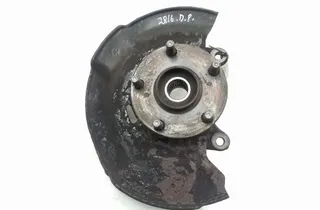 TOYOTA Verso 1 generation (2009-2015) Oikean etupyörän napa 20427922