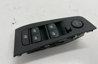BMW 1 Series F40 (2019-2024) Vasemman takaoven ikkunan ohjauskytkimet 7950754 22176951