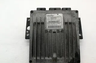 NISSAN Note 1 generation (2005-2014) Moottorin ohjausyksikkö ECU R0410B034A,8200399038 10533101