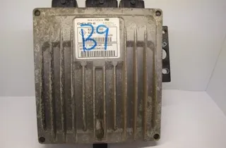 NISSAN Note 1 generation (2005-2014) Moottorin ohjausyksikkö ECU 8200619409,R0410B034C,8200911560 3156746