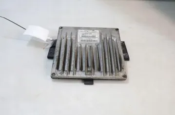 RENAULT Modus 2 generation (2007-2012) Moottorin ohjausyksikkö ECU 8200619409 32900756