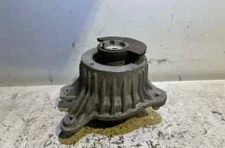 MERCEDES-BENZ C-Class W205/S205/C205 (2014-2023) Moottorin etutuki ZGS003,A2052406617 35009821