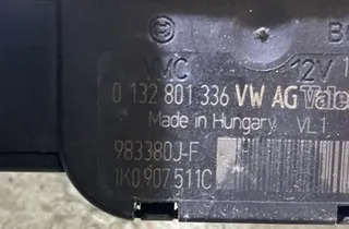 VOLKSWAGEN Golf 5 generation (2003-2009) Sisälämmittimen läppämoottorin toimilaite 1K0907511M,1K0907511C,0132801336,983380JF 35039372