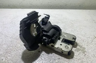 AUDI A1 8X (2010-2020) Takaluukun takaluukun lukko 8R0827505 35039433